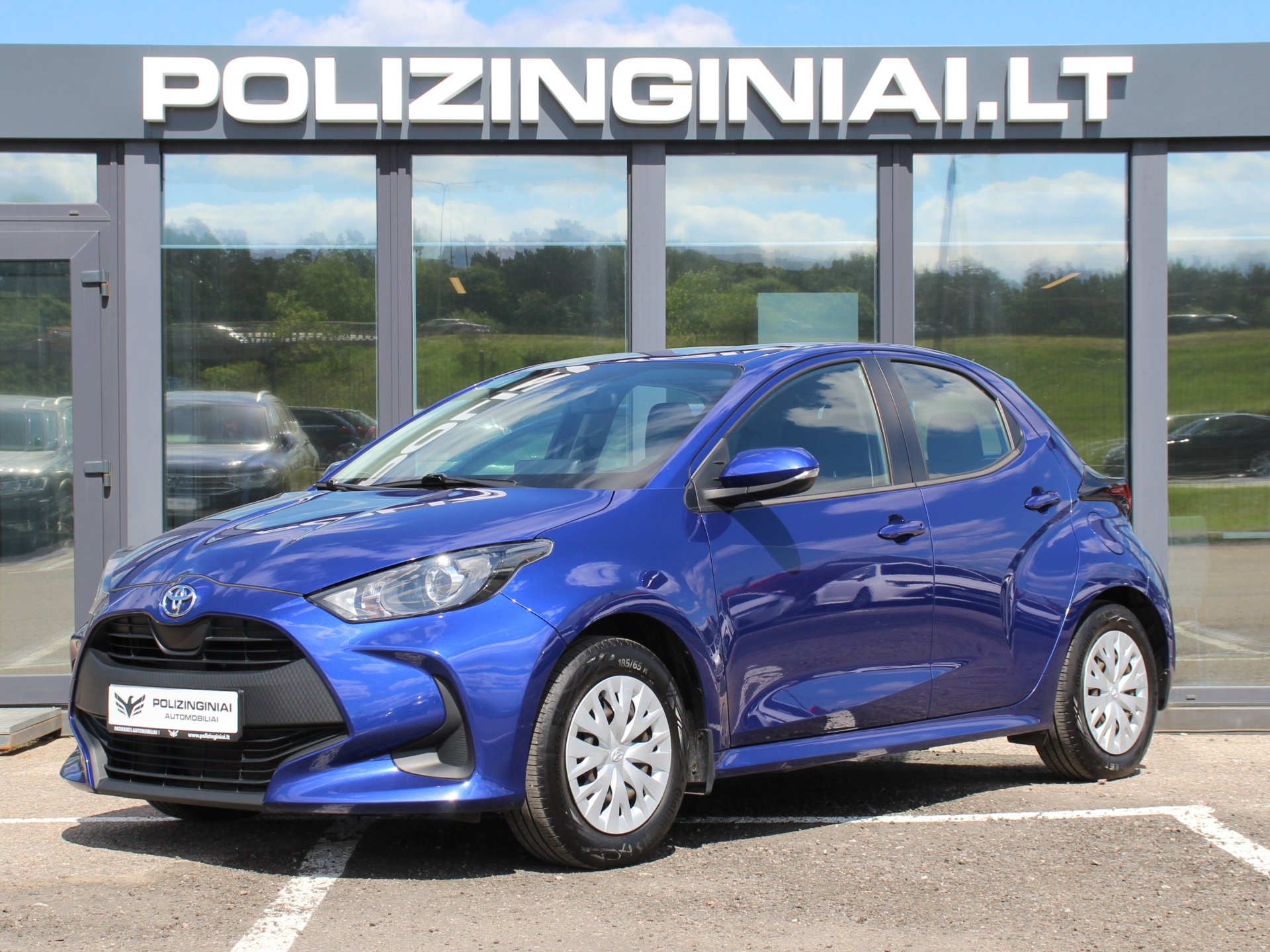 Naudoti Toyota Yaris automobiliai