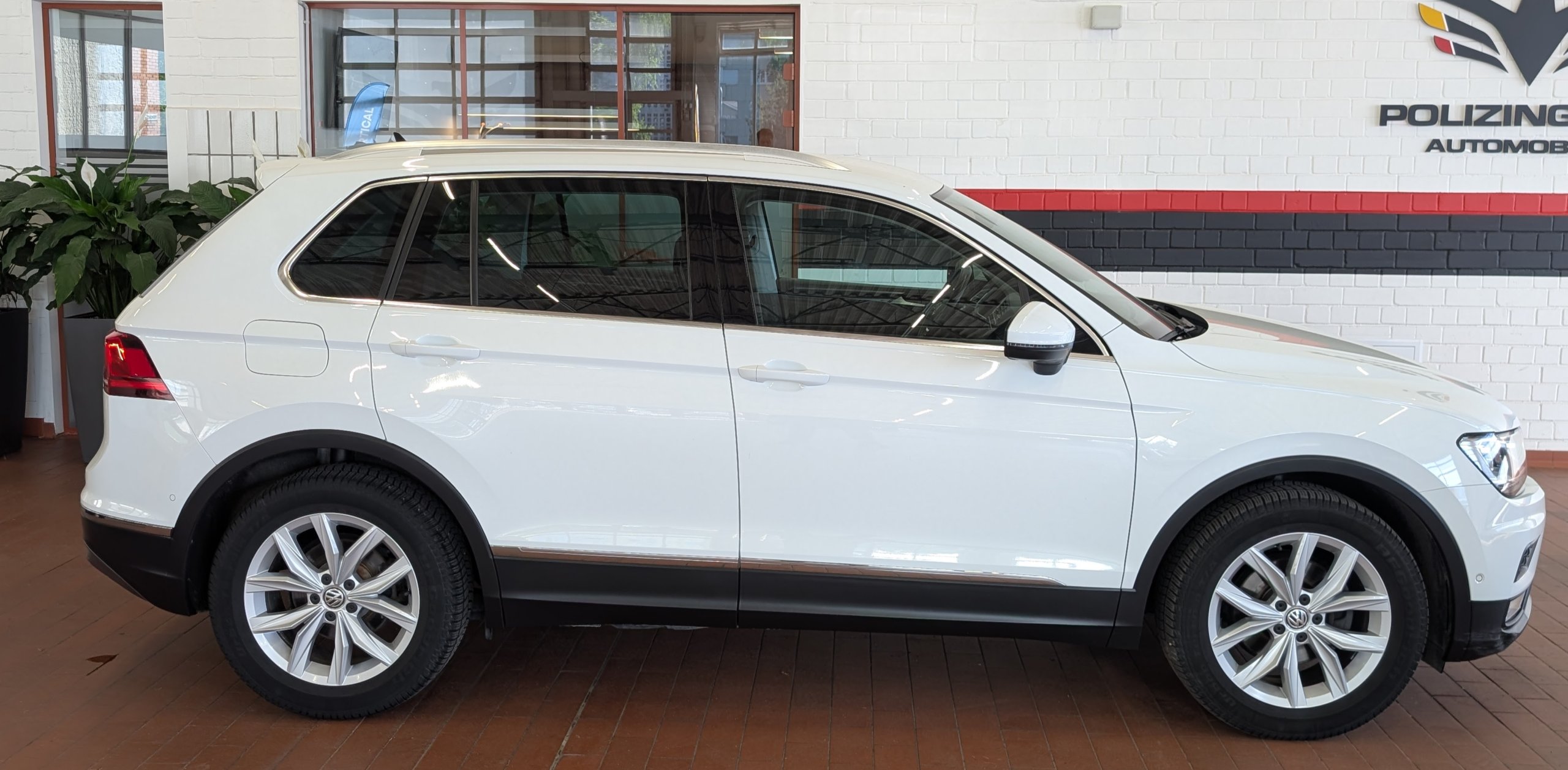 Naudoti Volkswagen Tiguan automobiliai