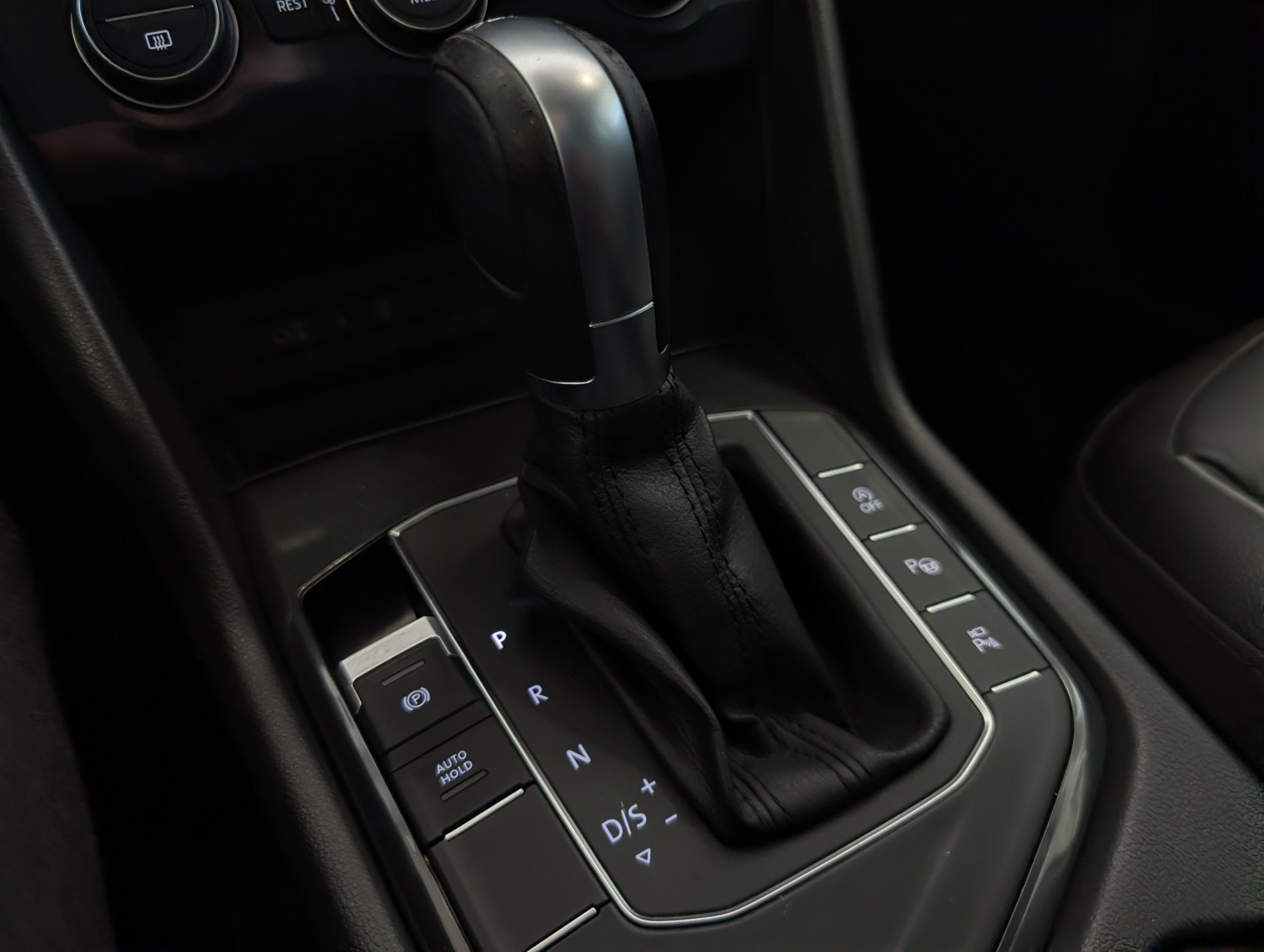 Naudoti Volkswagen Tiguan automobiliai