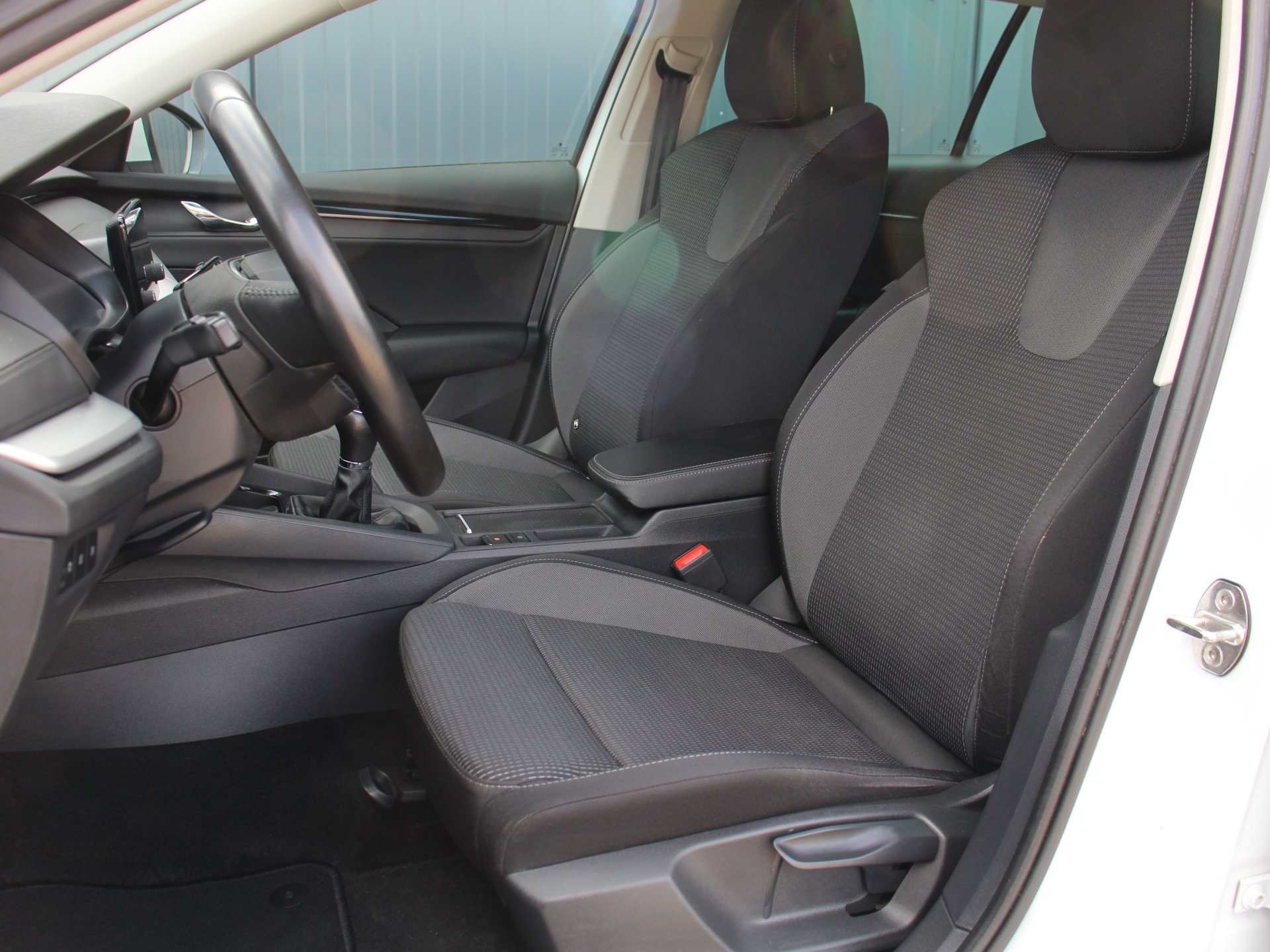 Naudoti Skoda Octavia automobiliai