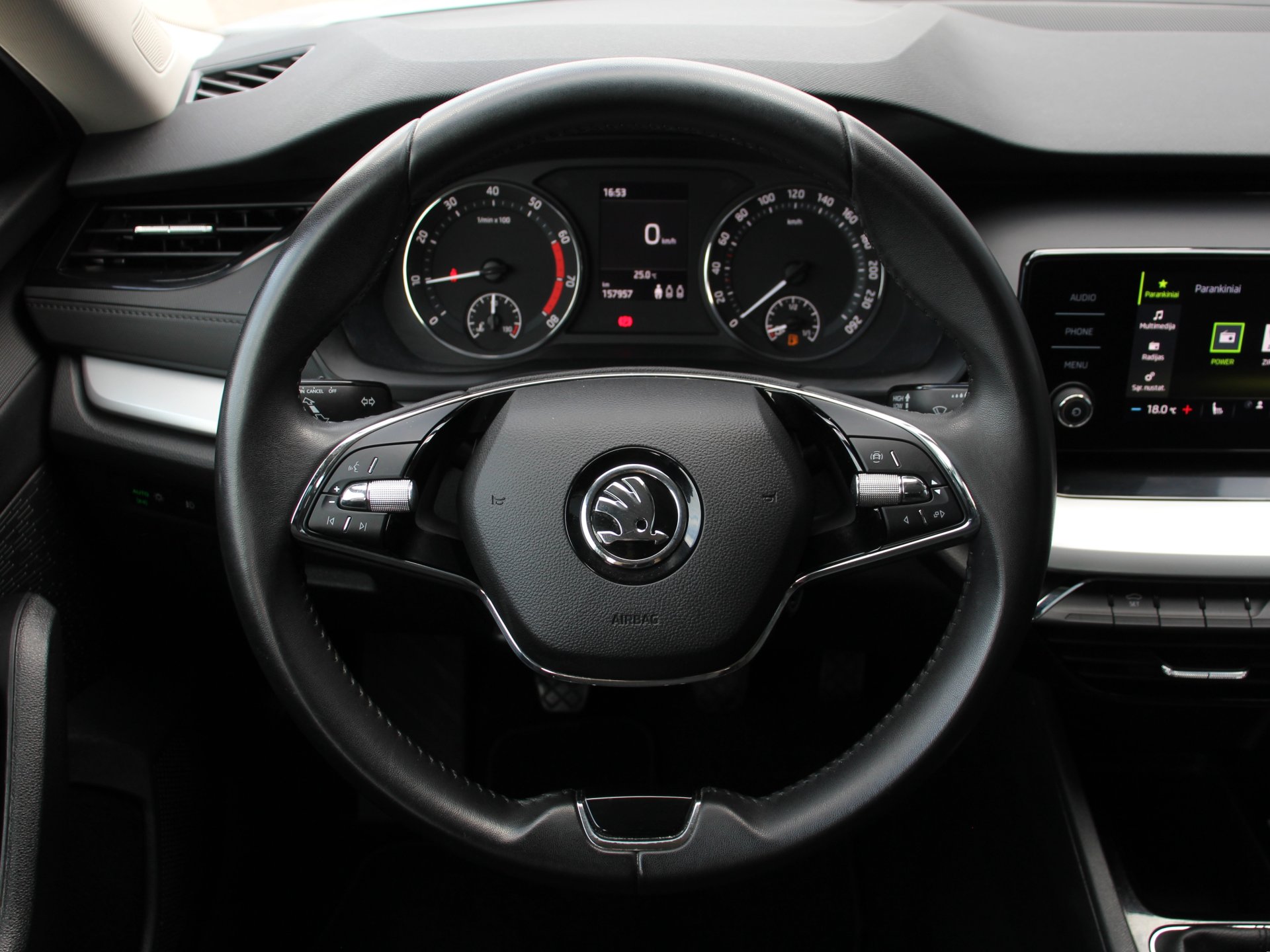 Naudoti Skoda Octavia automobiliai