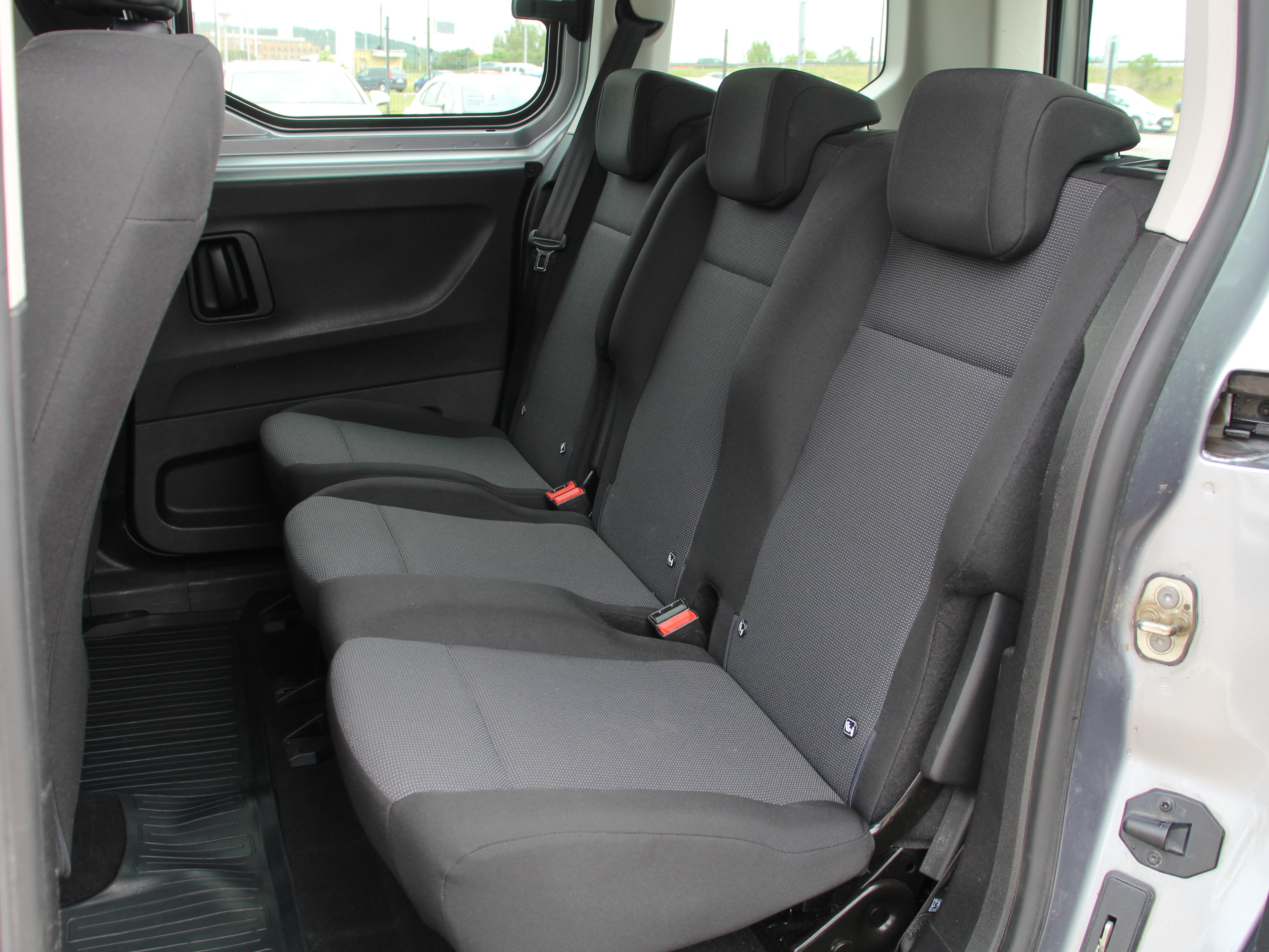 Naudoti Toyota Proace City Verso automobiliai