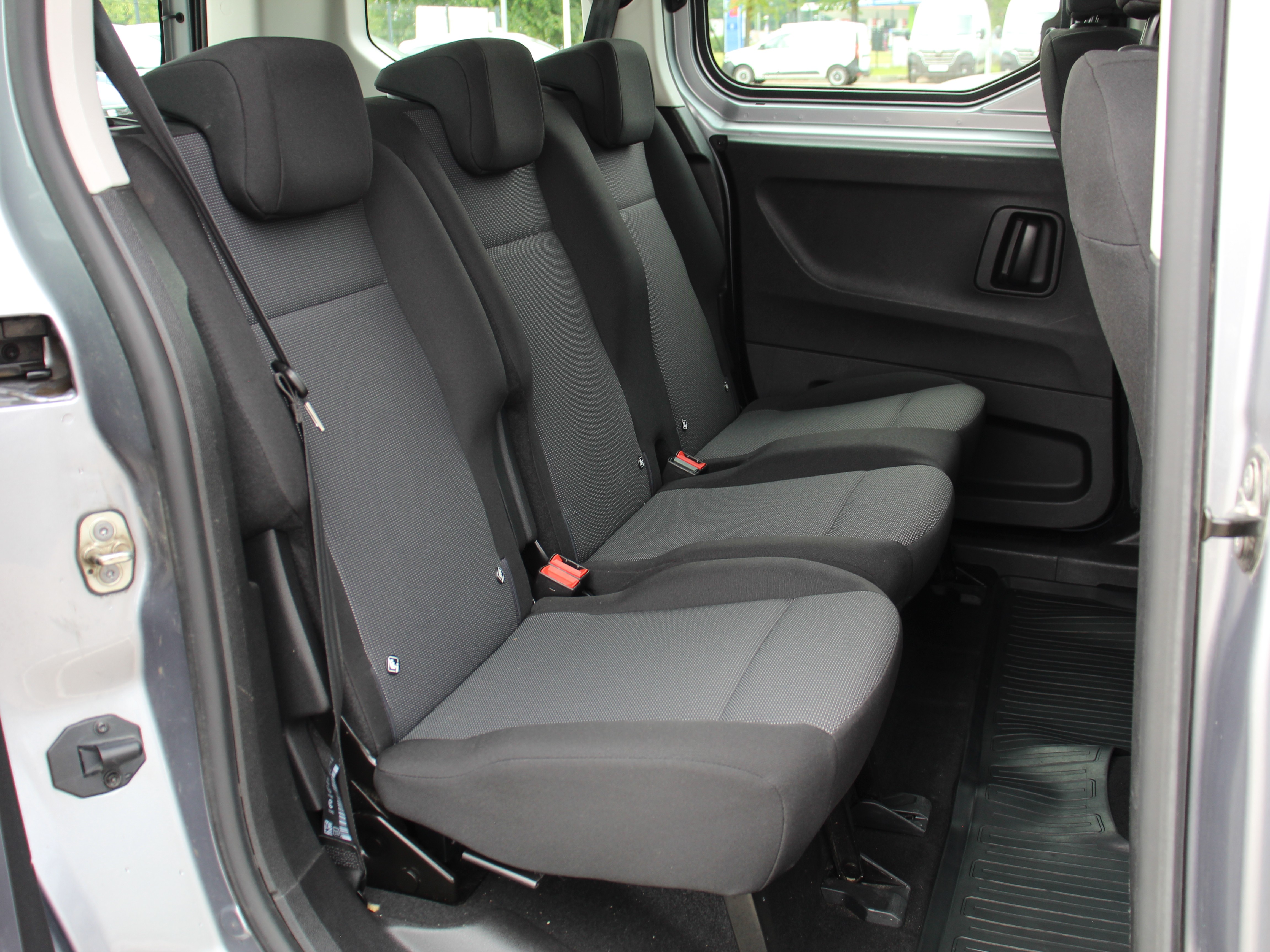 Naudoti Toyota Proace City Verso automobiliai
