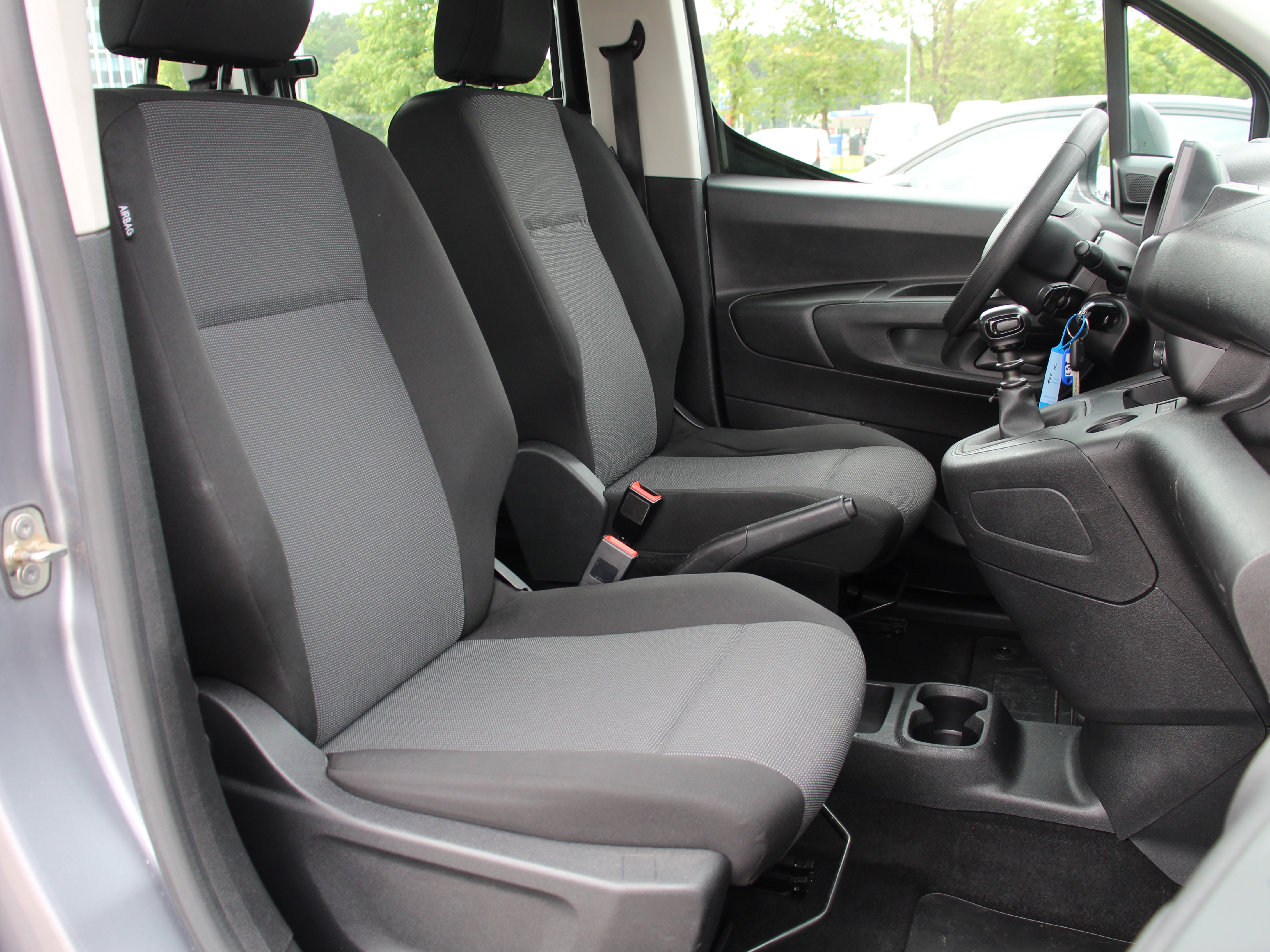 Naudoti Toyota Proace City Verso automobiliai
