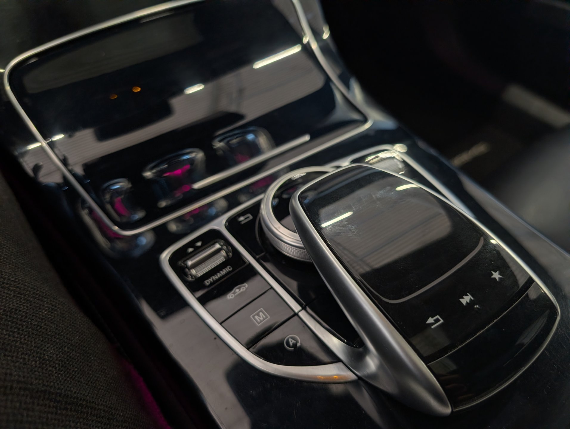 Naudoti Mercedes-Benz GLC Coupe 250 automobiliai