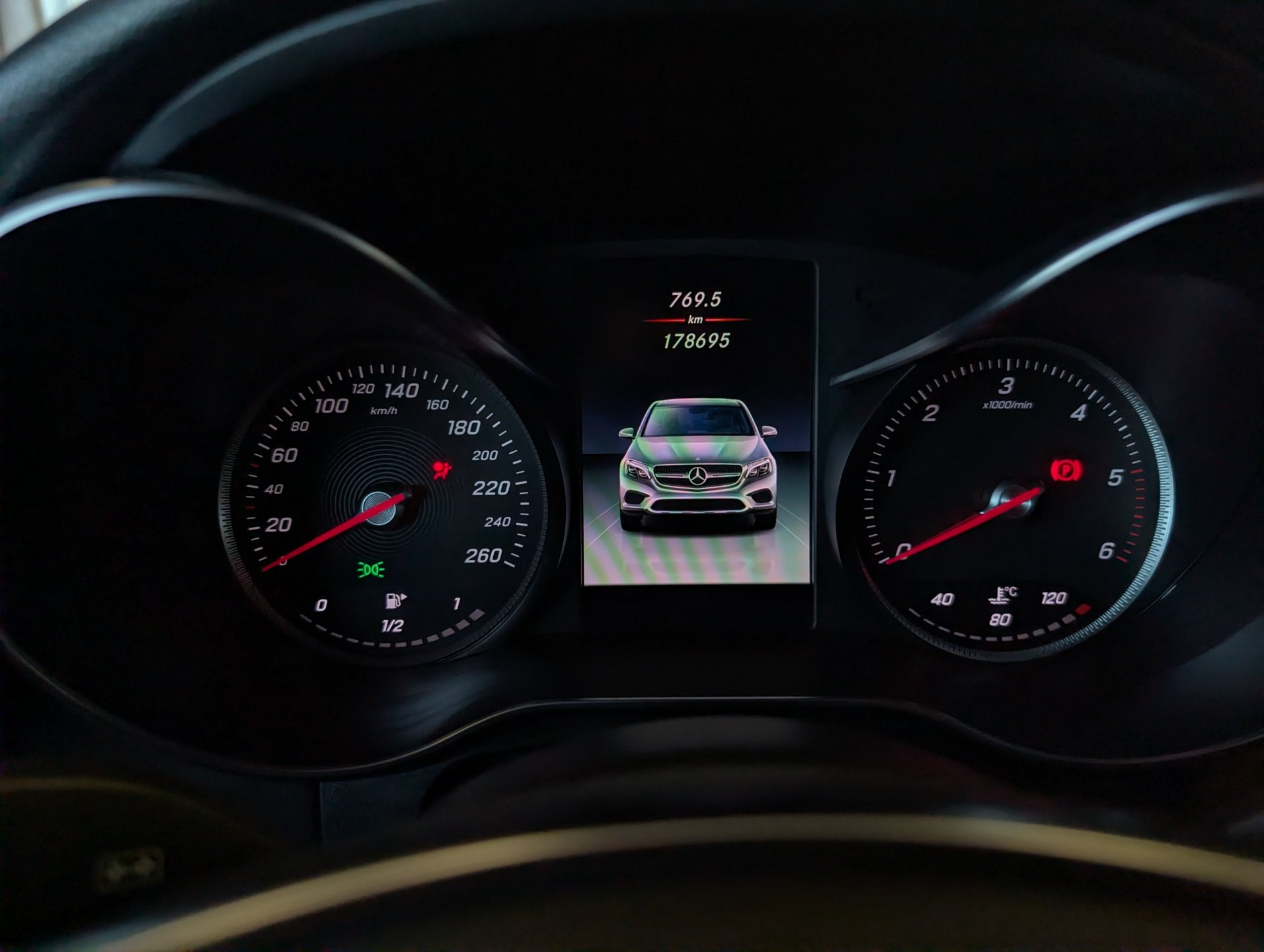 Naudoti Mercedes-Benz GLC Coupe 250 automobiliai