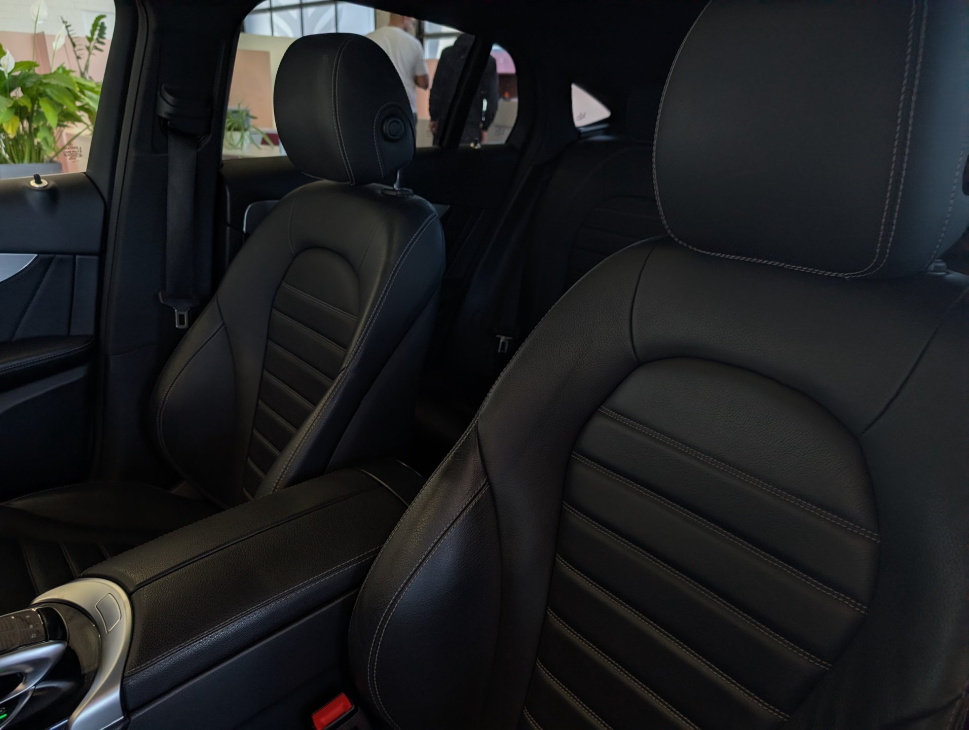 Naudoti Mercedes-Benz GLC Coupe 250 automobiliai
