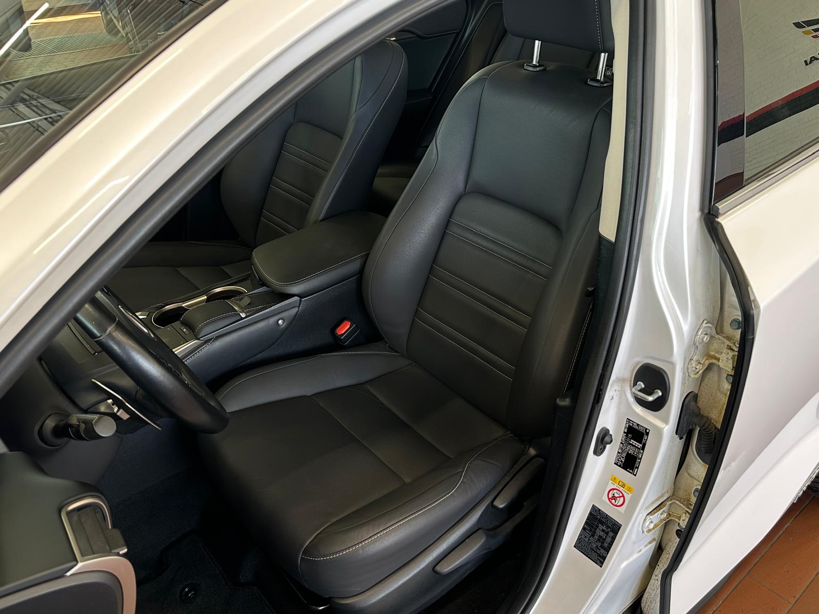 Naudoti Lexus NX 300h automobiliai