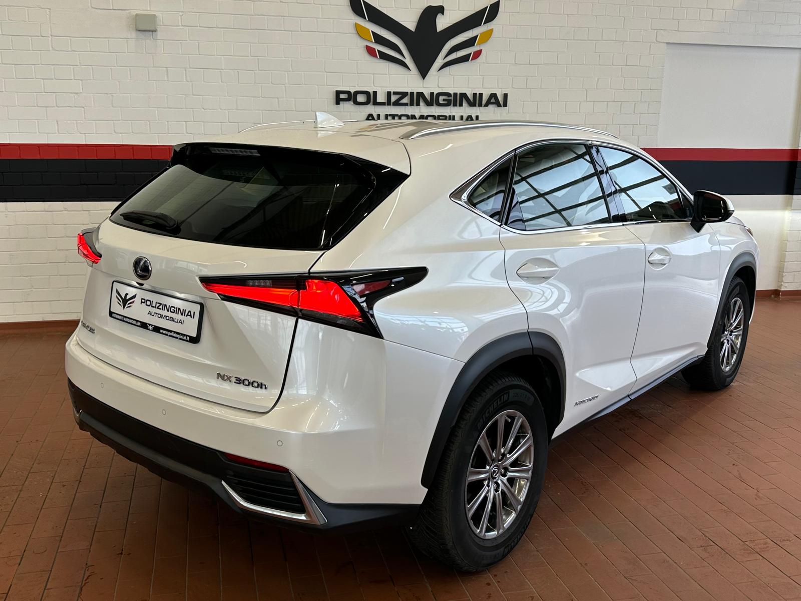 Naudoti Lexus NX 300h automobiliai