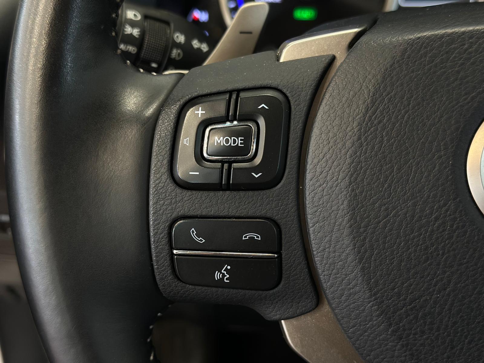 Naudoti Lexus NX 300h automobiliai