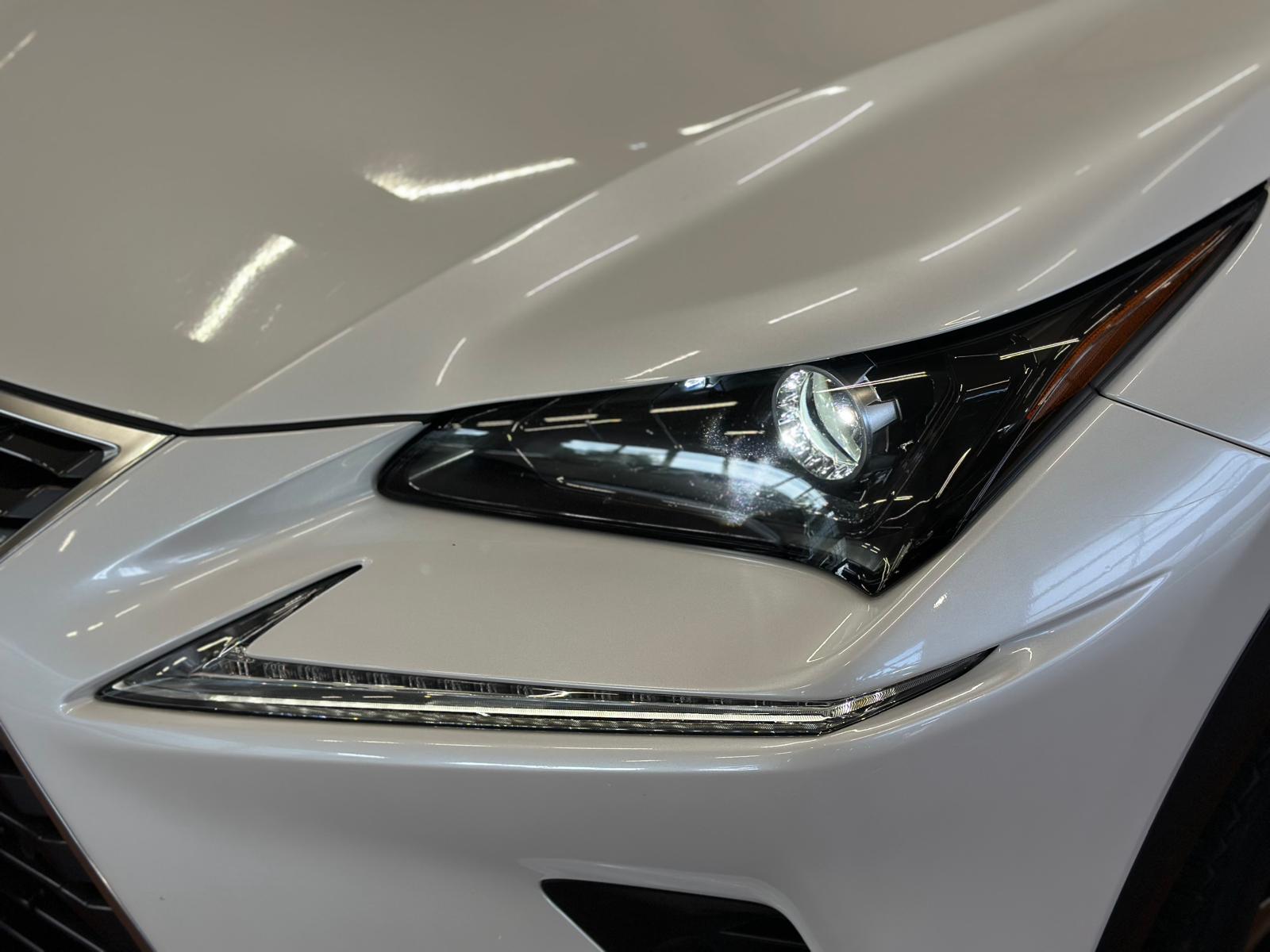 Naudoti Lexus NX 300h automobiliai