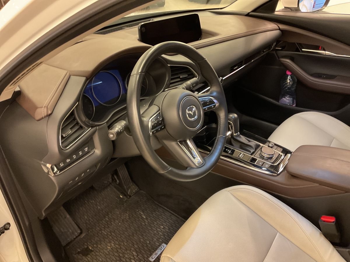 Naudoti Mazda CX-30 automobiliai