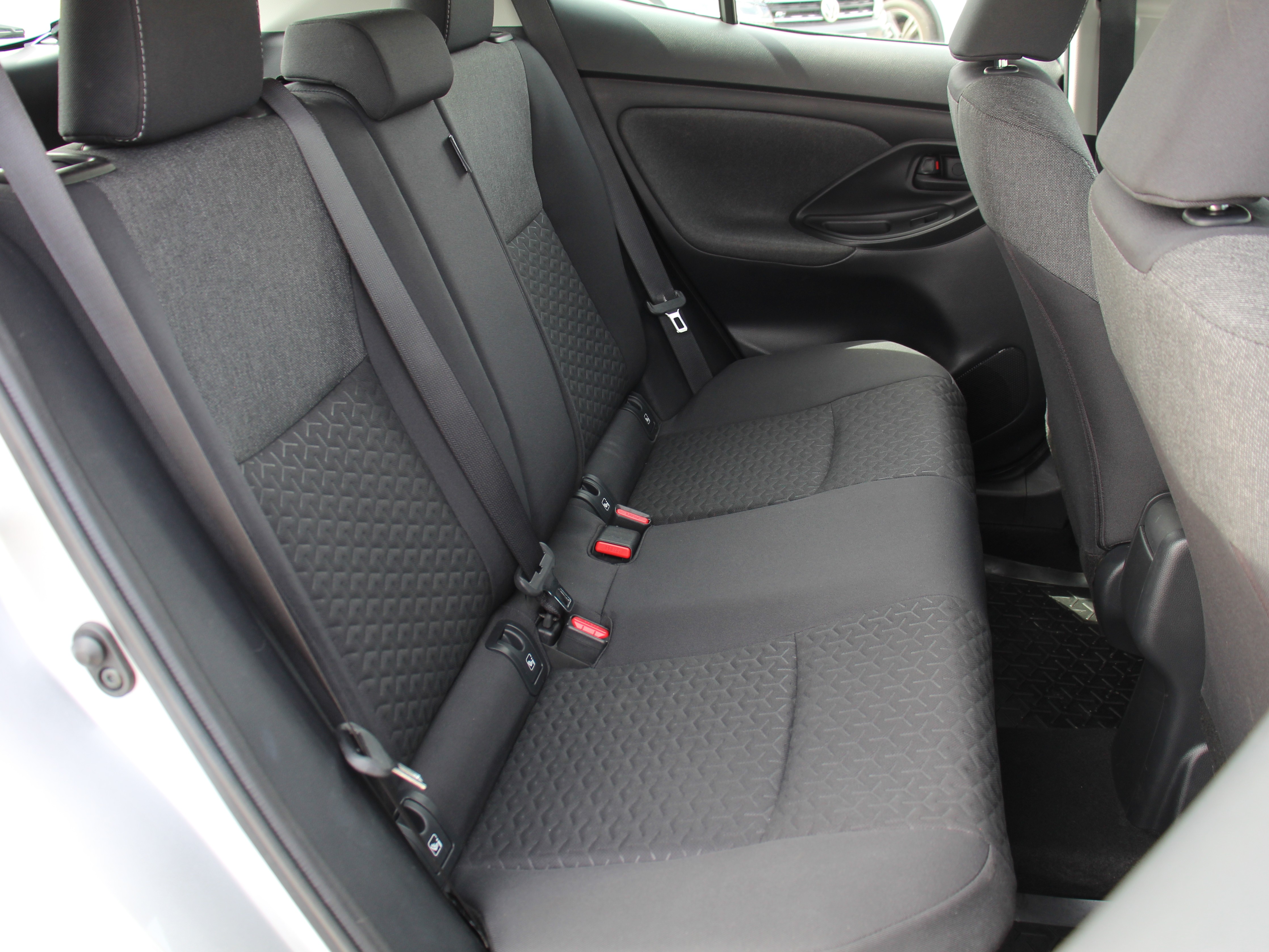 Naudoti Toyota Yaris Cross automobiliai