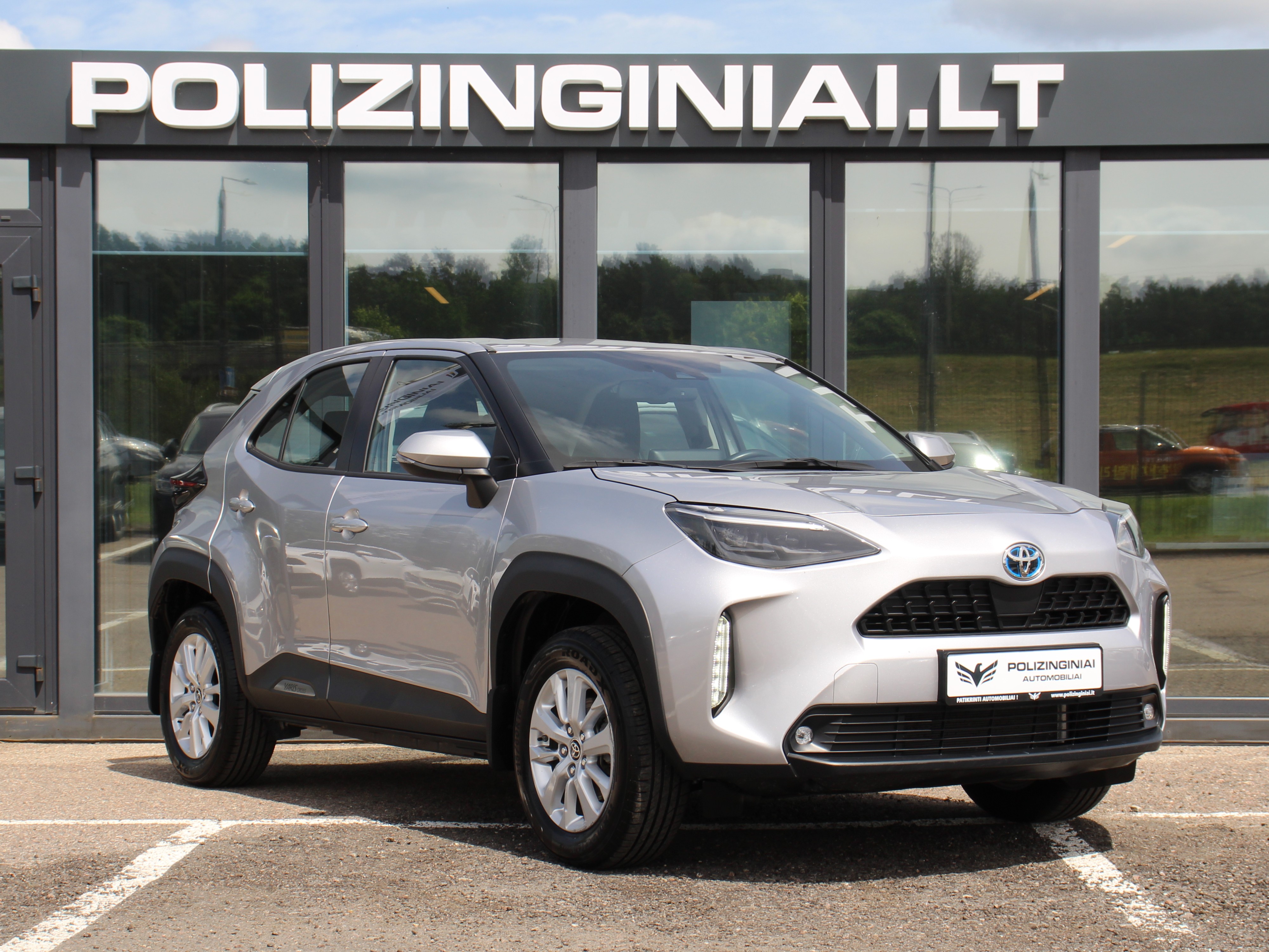 Naudoti Toyota Yaris Cross automobiliai