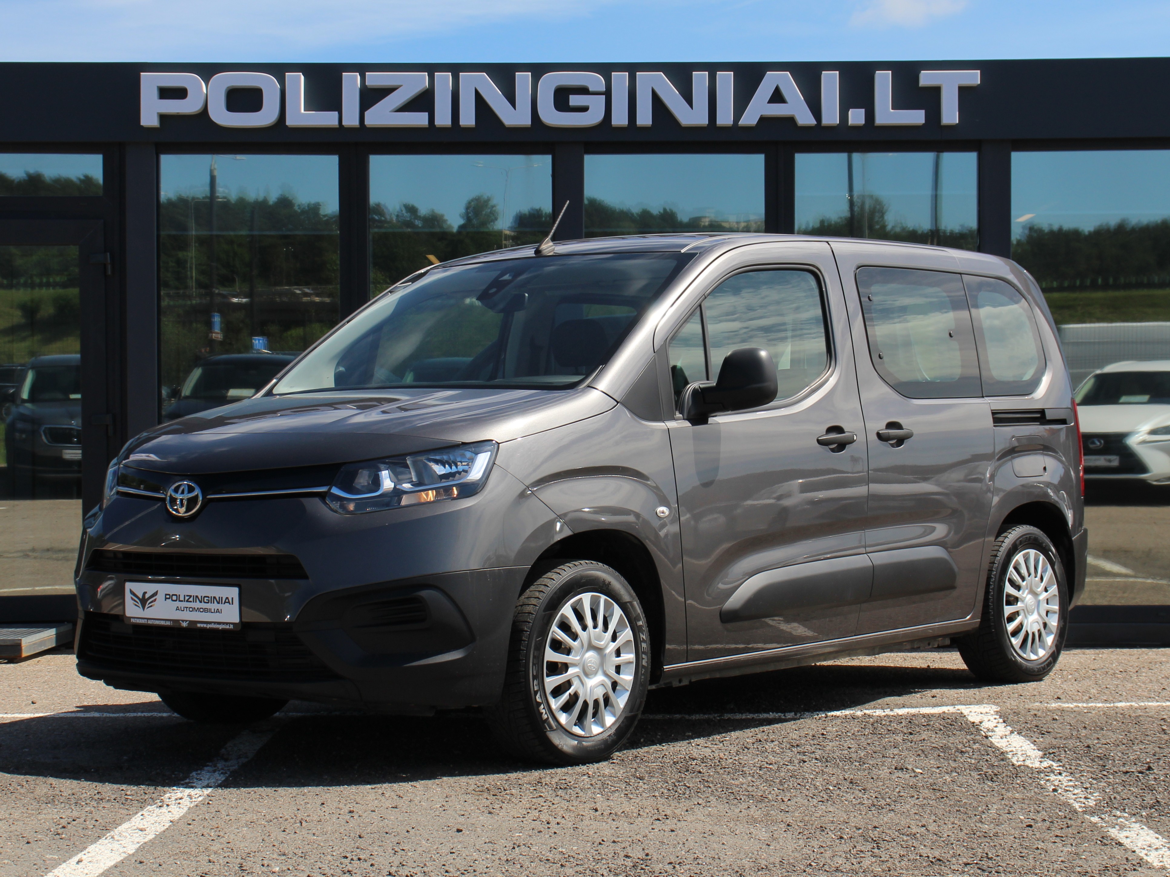 Naudoti Toyota Proace City Verso automobiliai