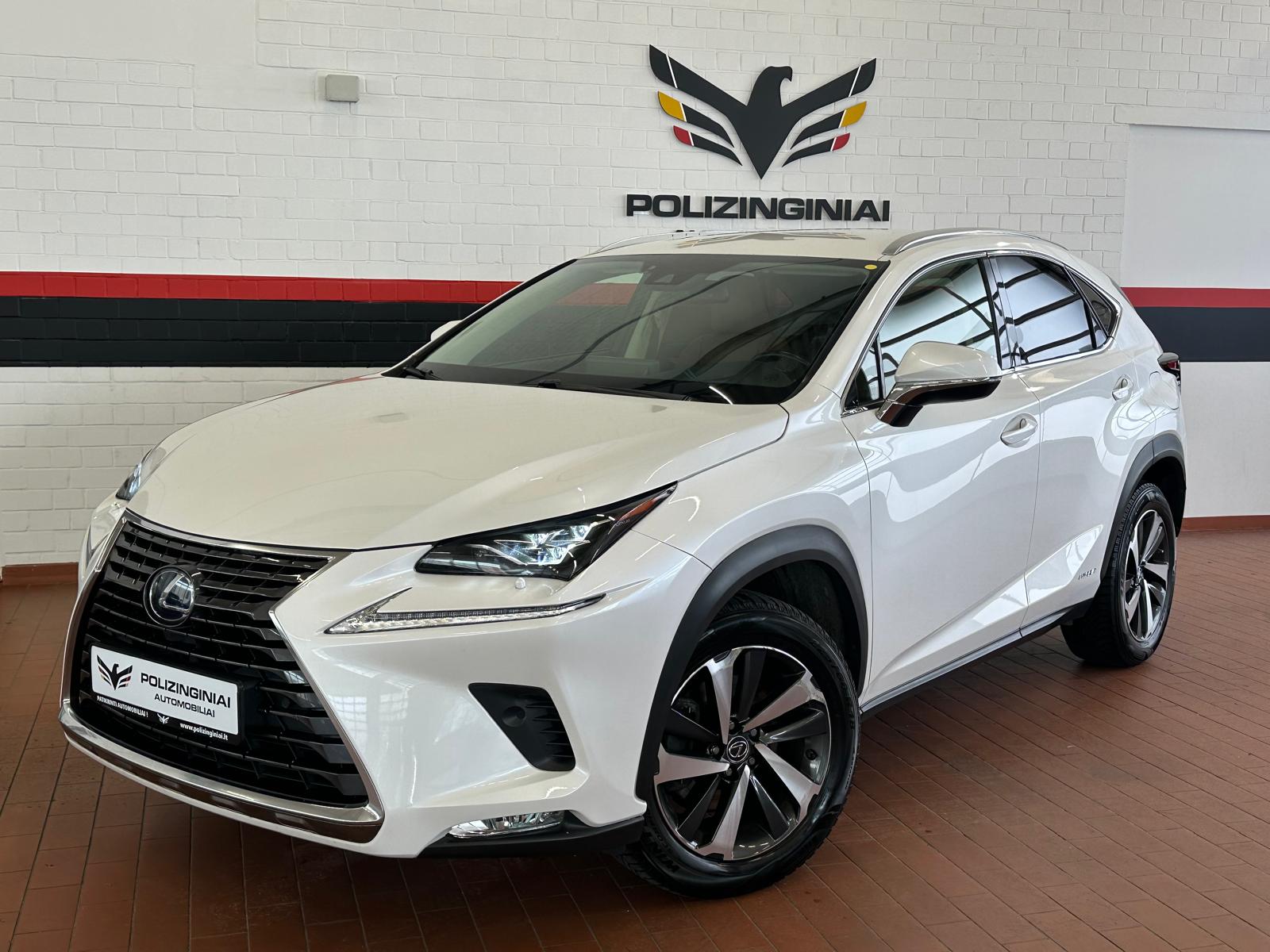 Naudoti Lexus NX 300h automobiliai