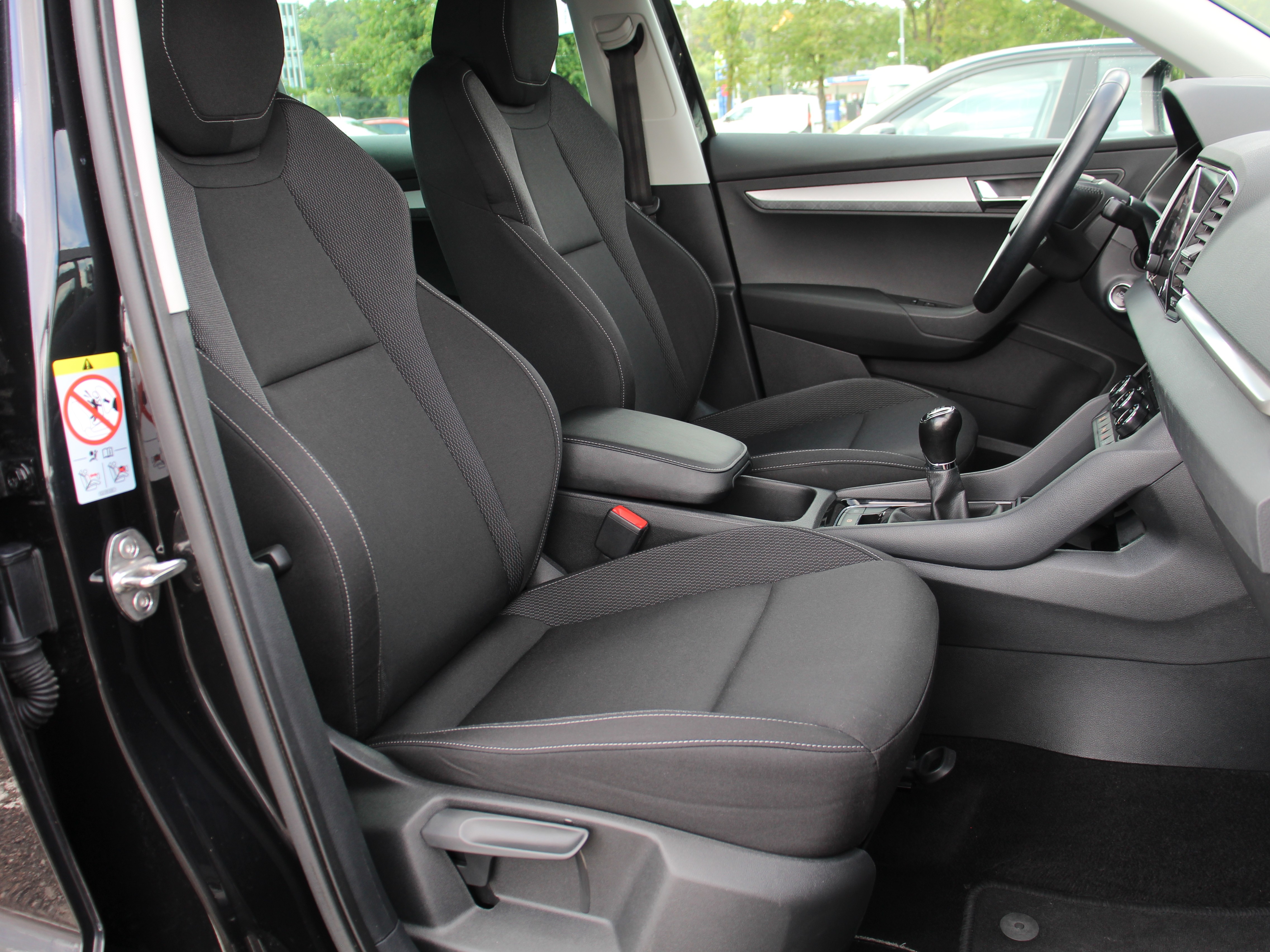 Naudoti Skoda Karoq automobiliai