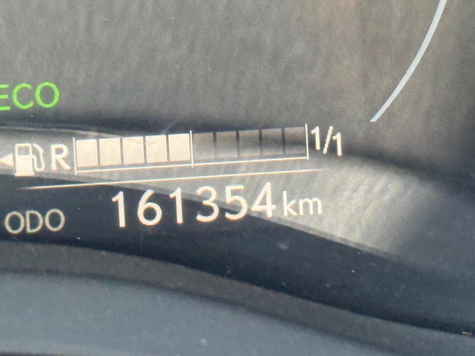 Naudoti Lexus UX 250h automobiliai
