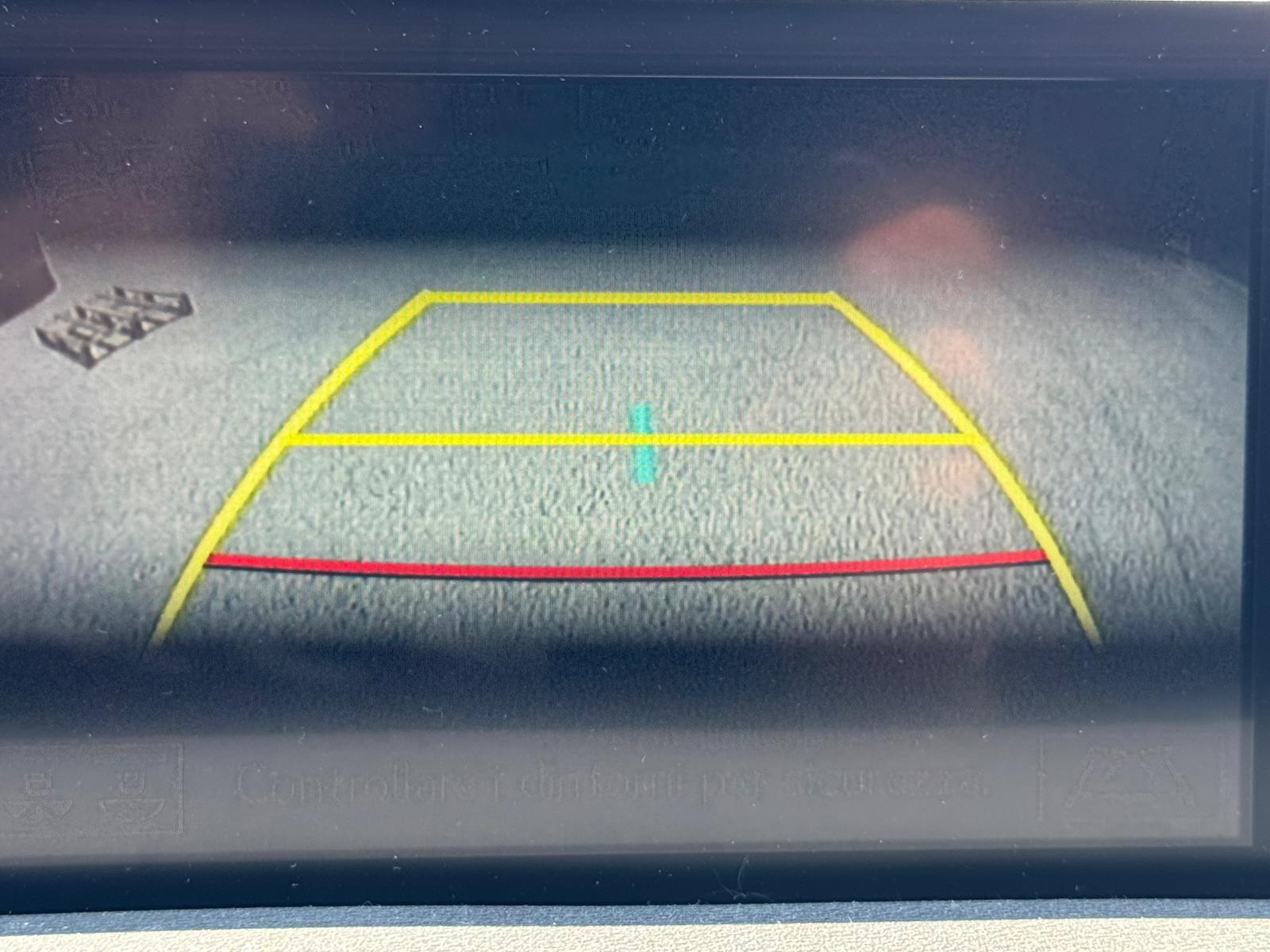 Naudoti Lexus UX 250h automobiliai