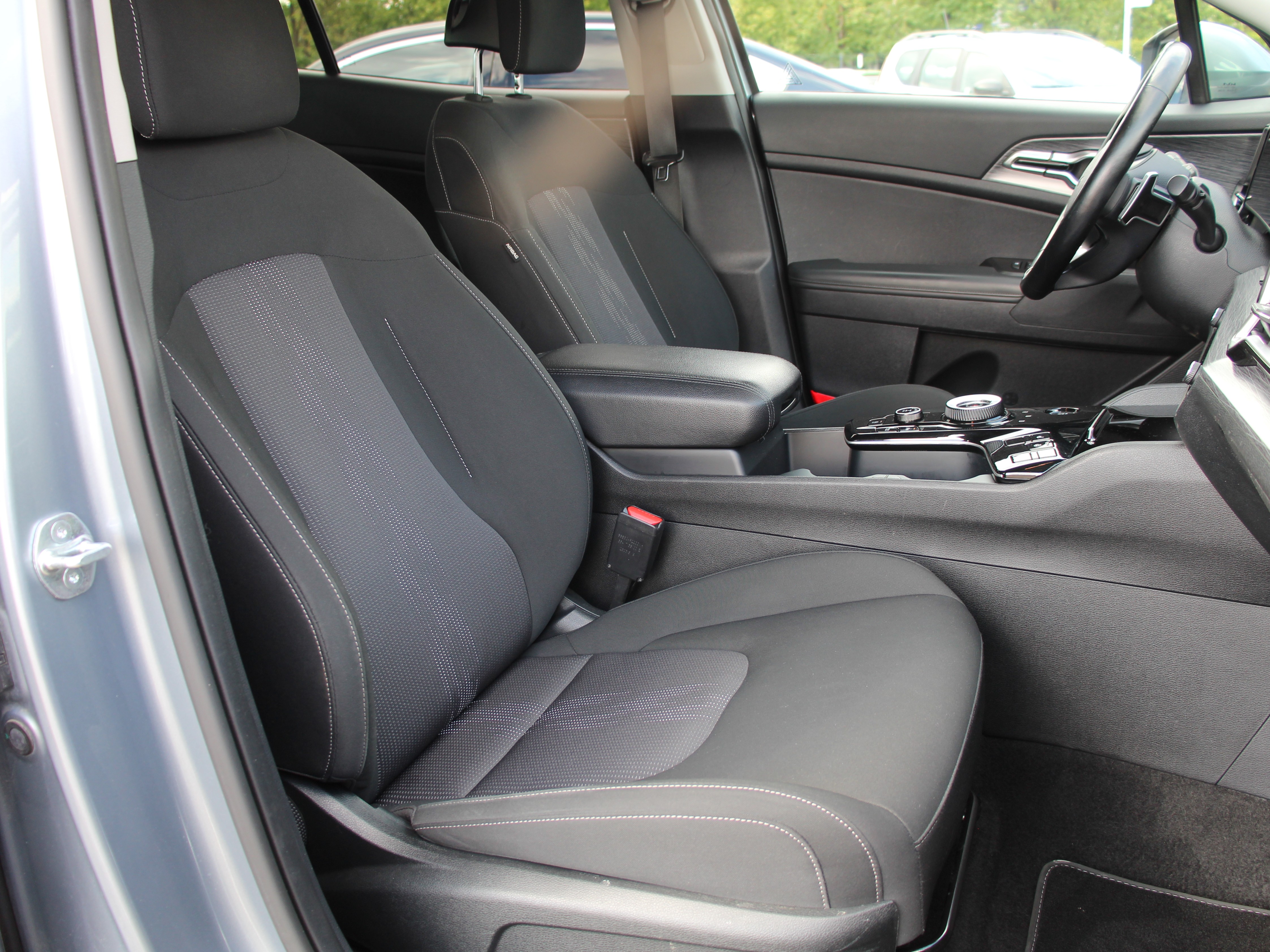 Naudoti Kia Sportage automobiliai