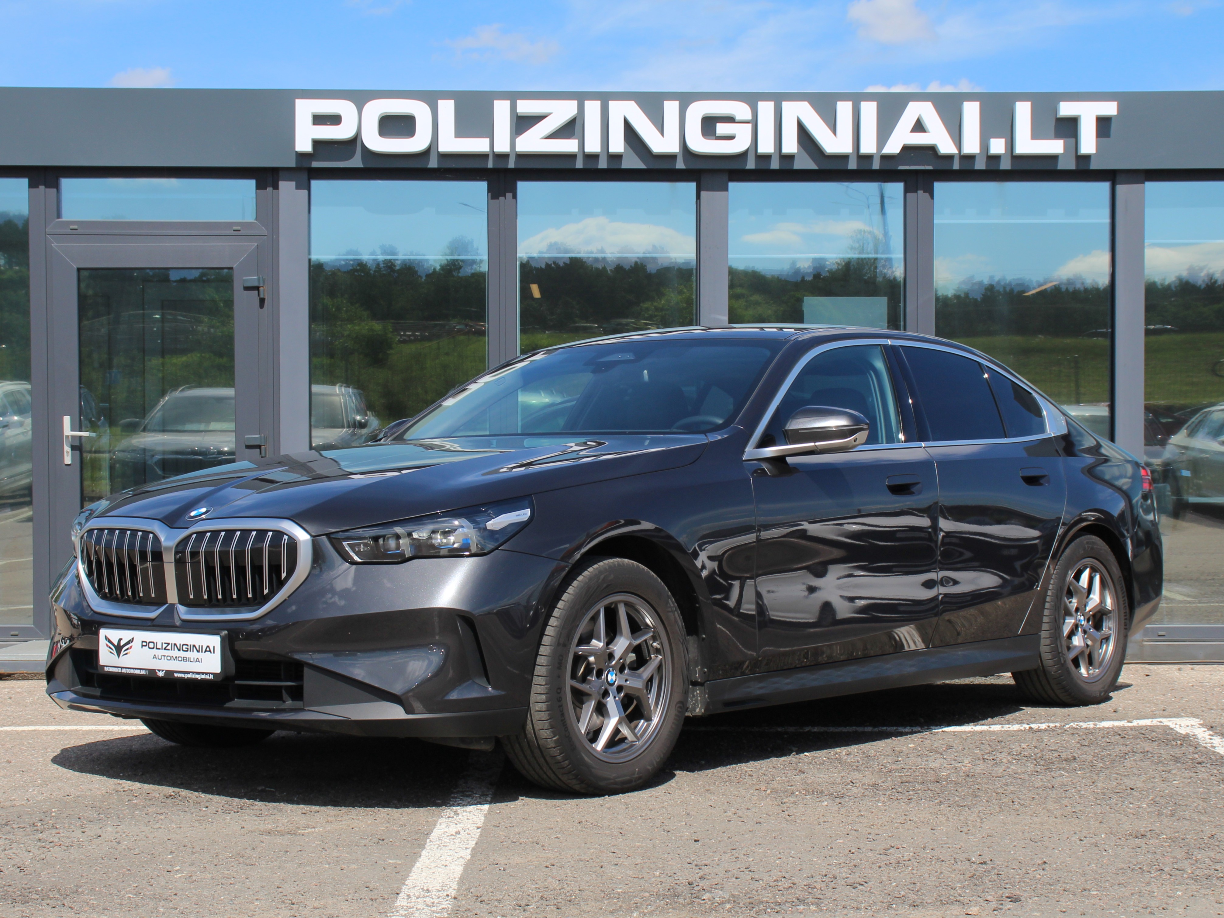 Naudoti BMW 520 automobiliai