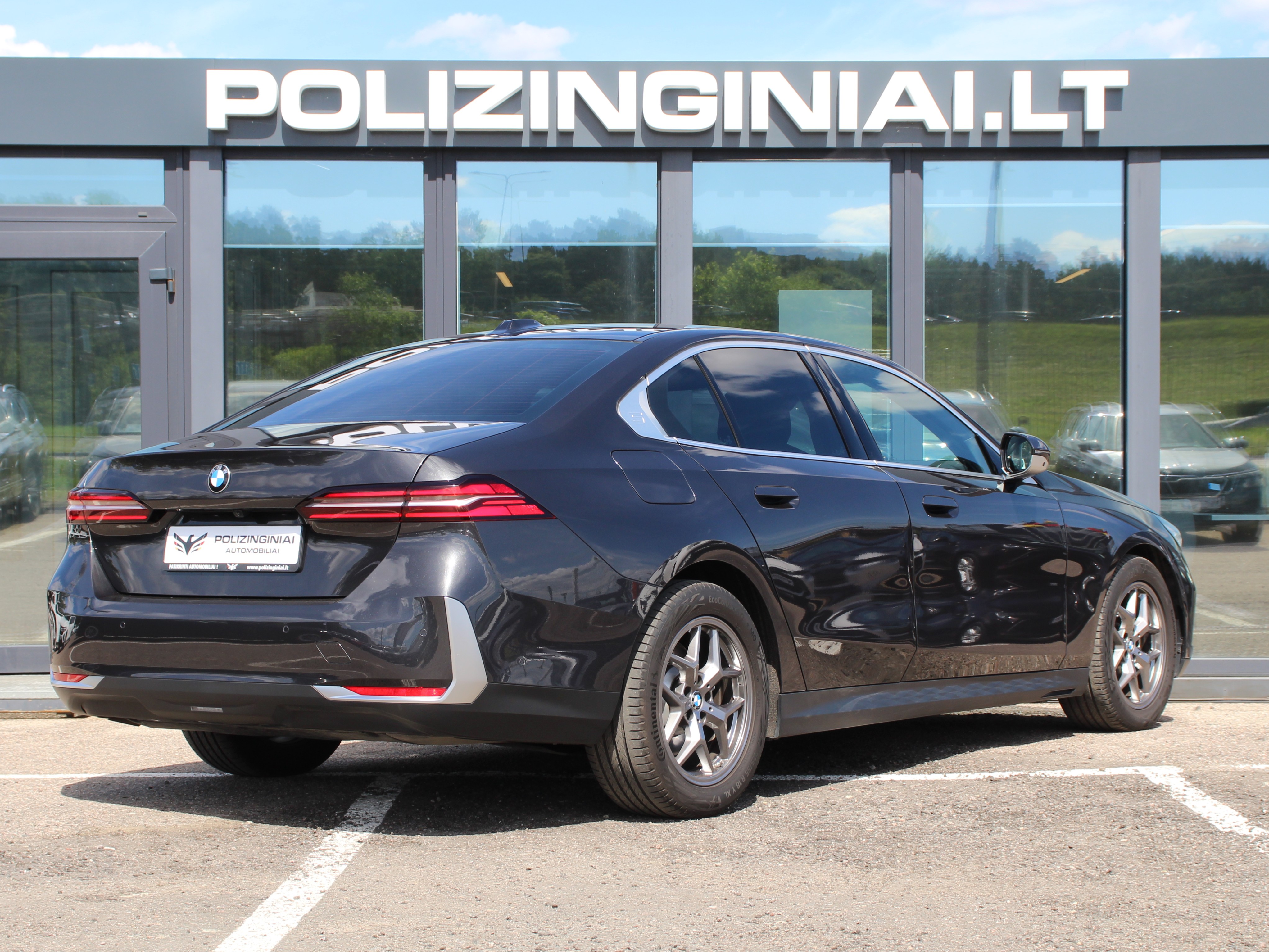 Naudoti BMW 520 automobiliai
