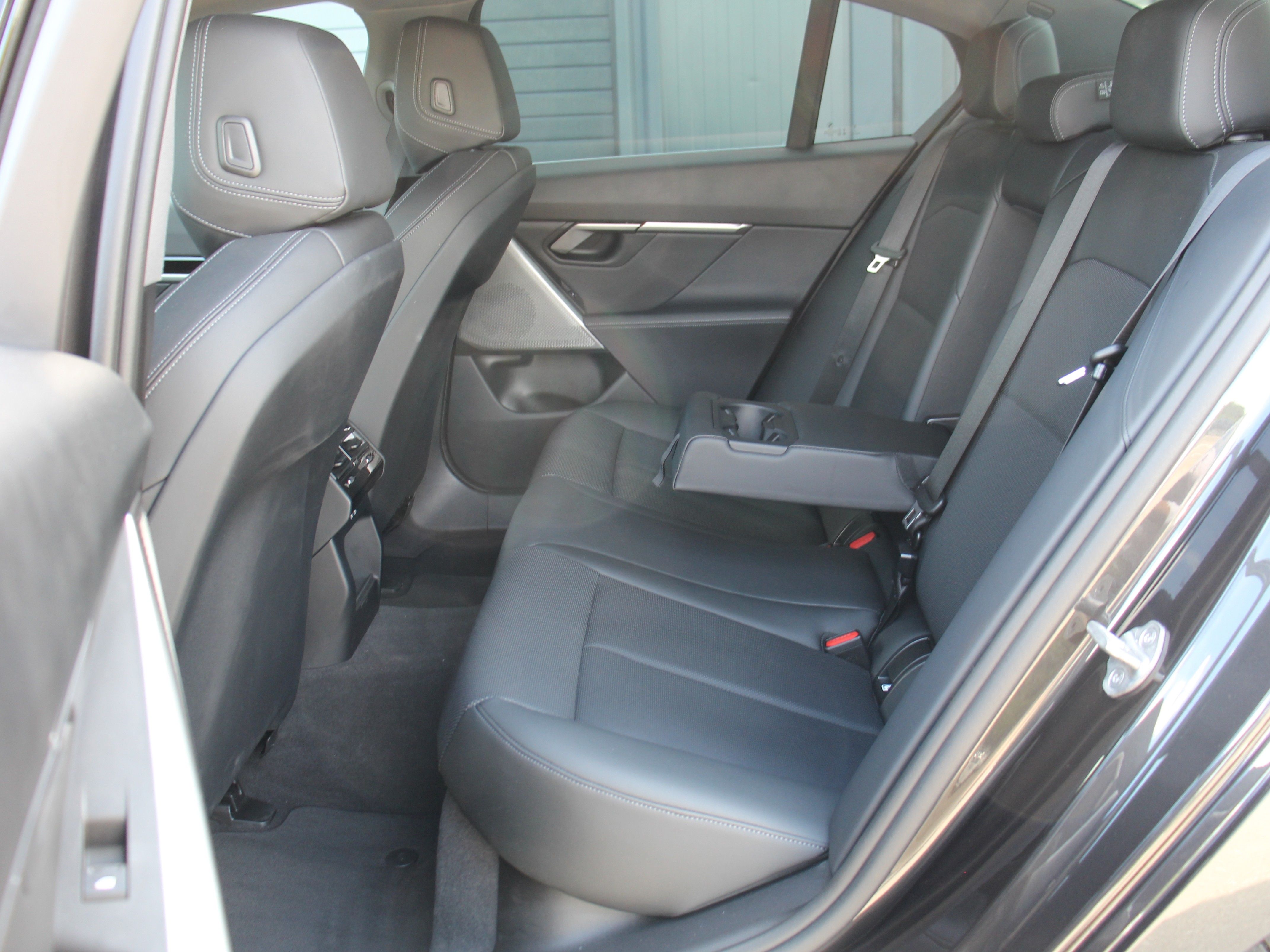 Naudoti BMW 520 automobiliai