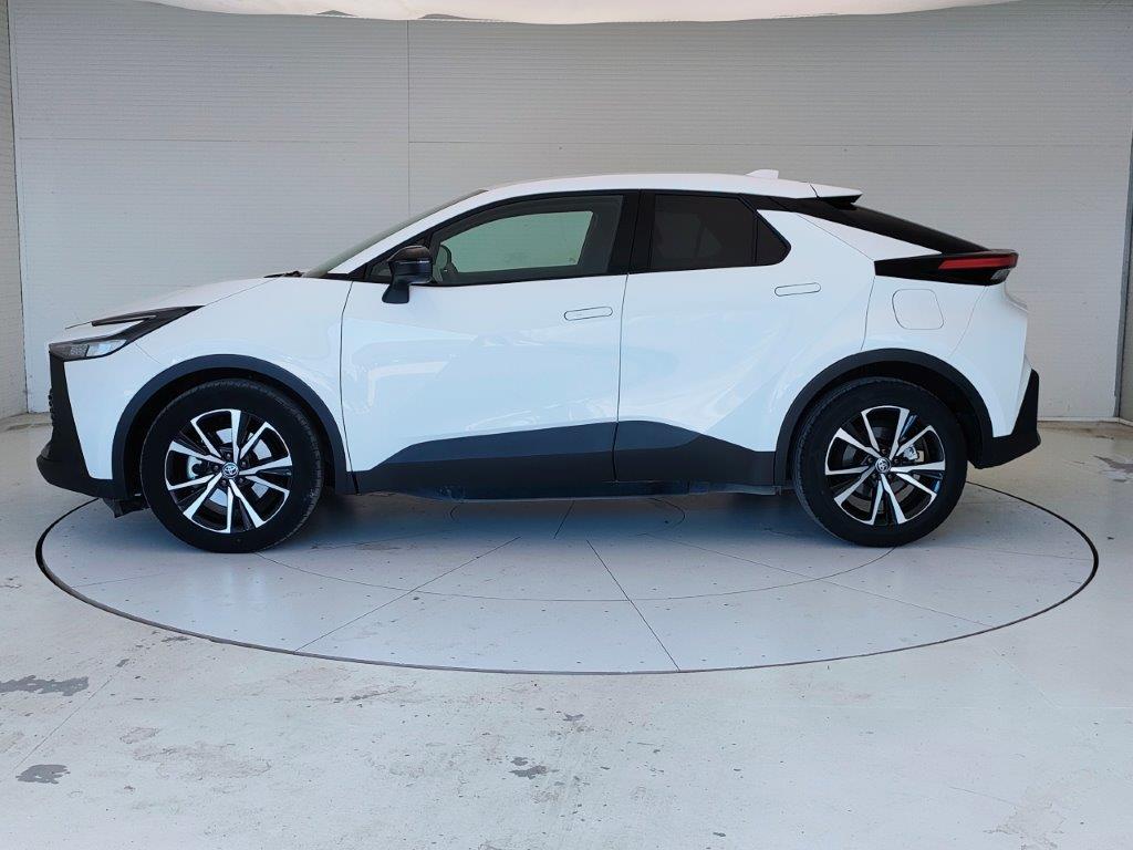 Naudoti Toyota C-HR automobiliai