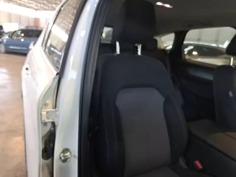 Naudoti Mazda CX-60 automobiliai