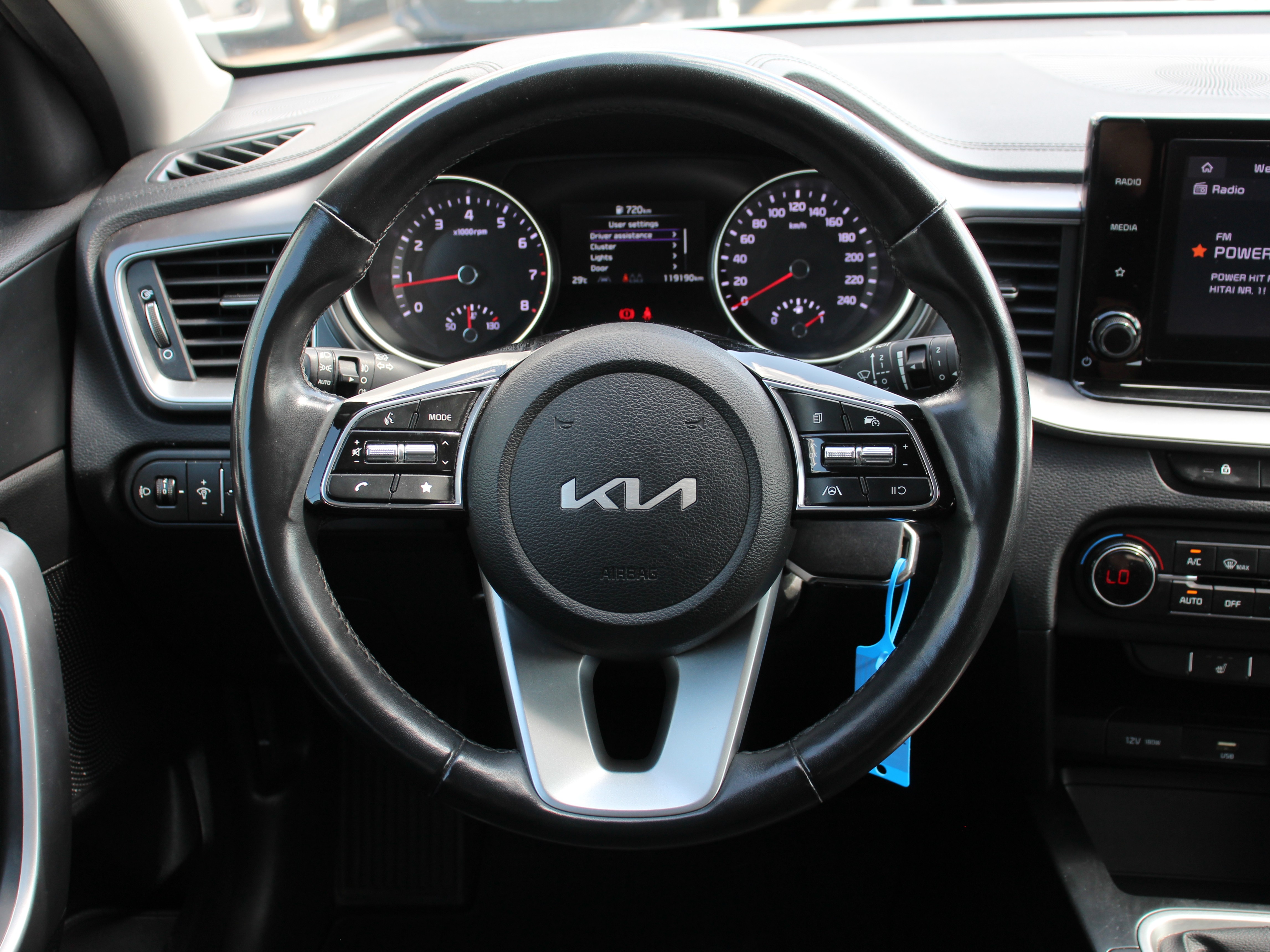 Naudoti Kia Ceed automobiliai