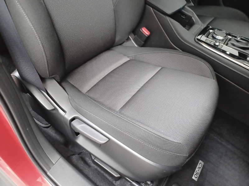 Naudoti Mazda CX-30 automobiliai