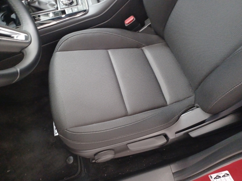 Naudoti Mazda CX-30 automobiliai