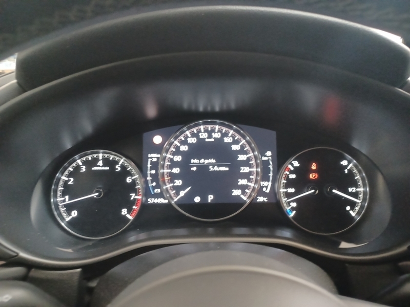 Naudoti Mazda CX-30 automobiliai