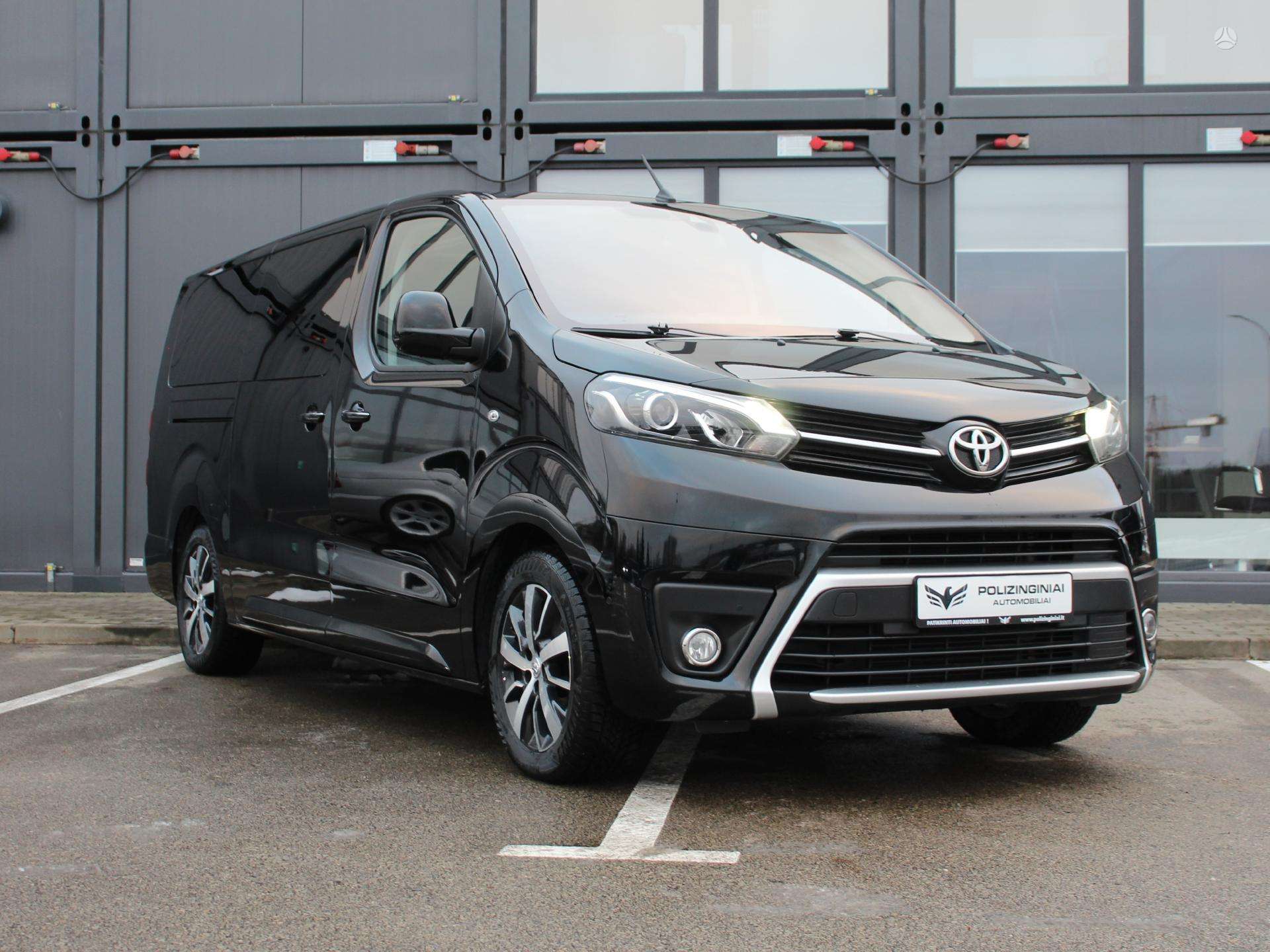 Naudoti Toyota Proace Verso automobiliai