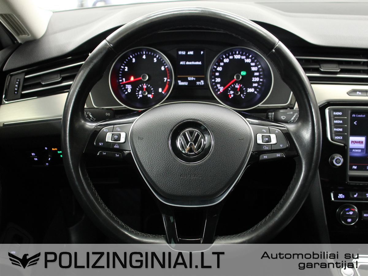 Naudoti Volkswagen Passat  automobiliai